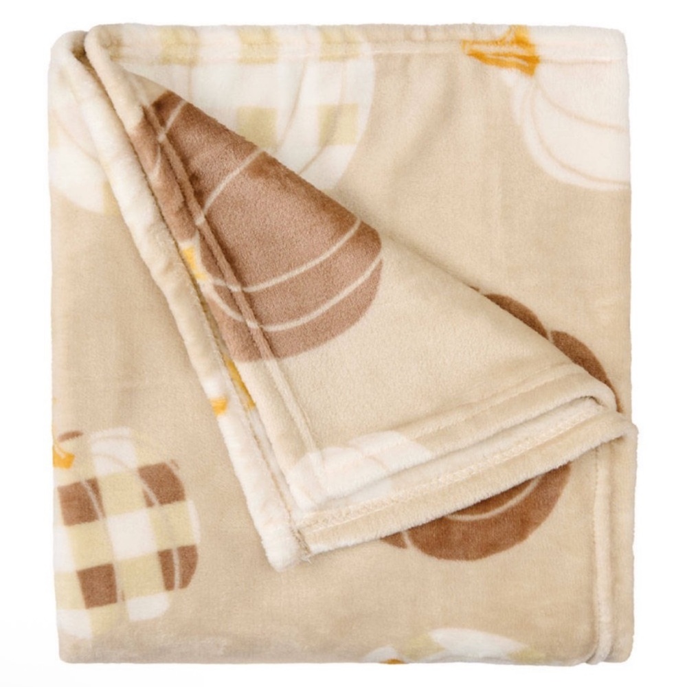 NWT Aldi Kirkton House Fall 2025 Harvest Throw Blanket, Pumpkins, neutral colors